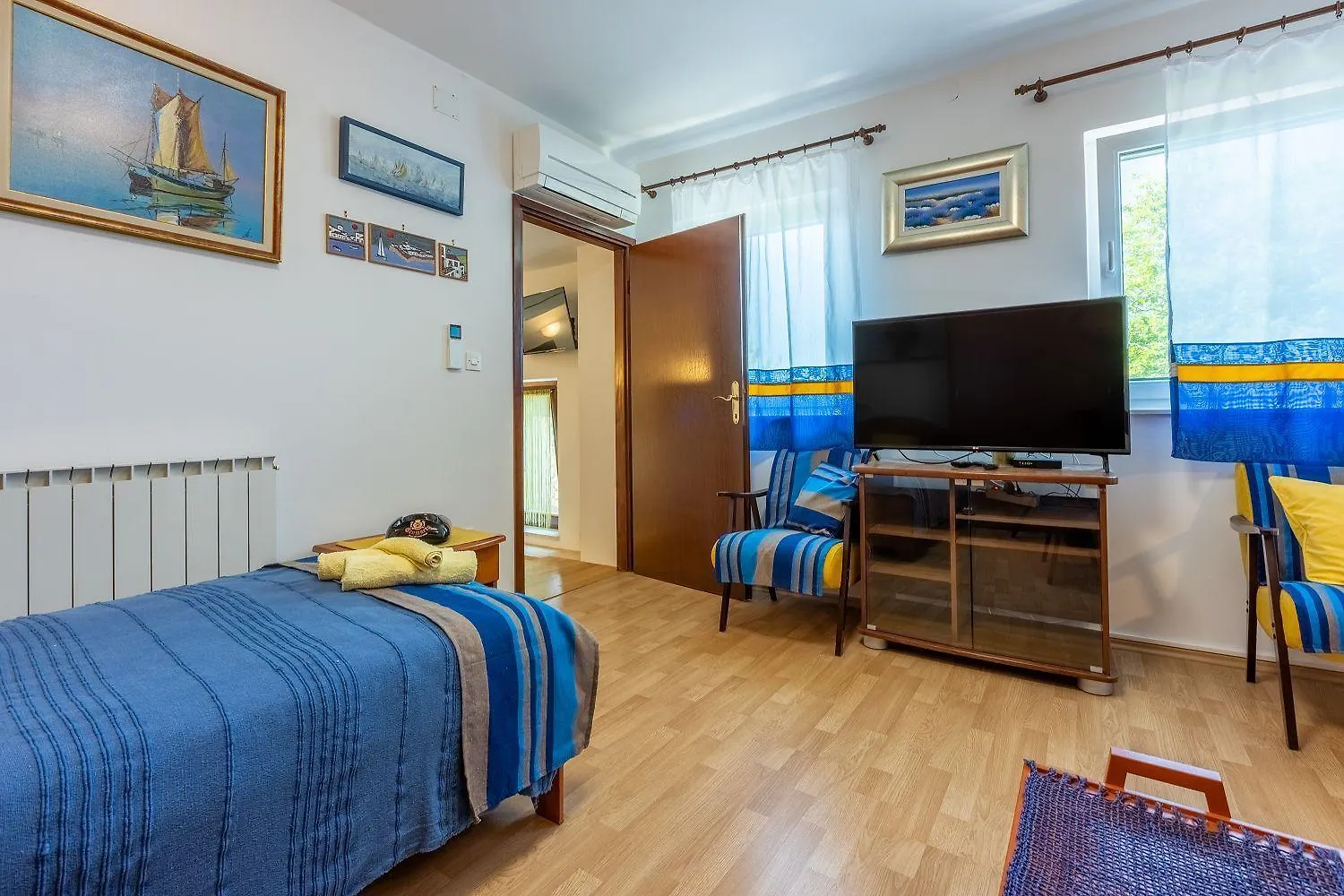 Holiday home Mediterranes Ferienhaus Mit Meerblick, Aussendusche, Liegen, Grill, Waschmaschine - Haustiere Erlaubt Grizane-Belgrad