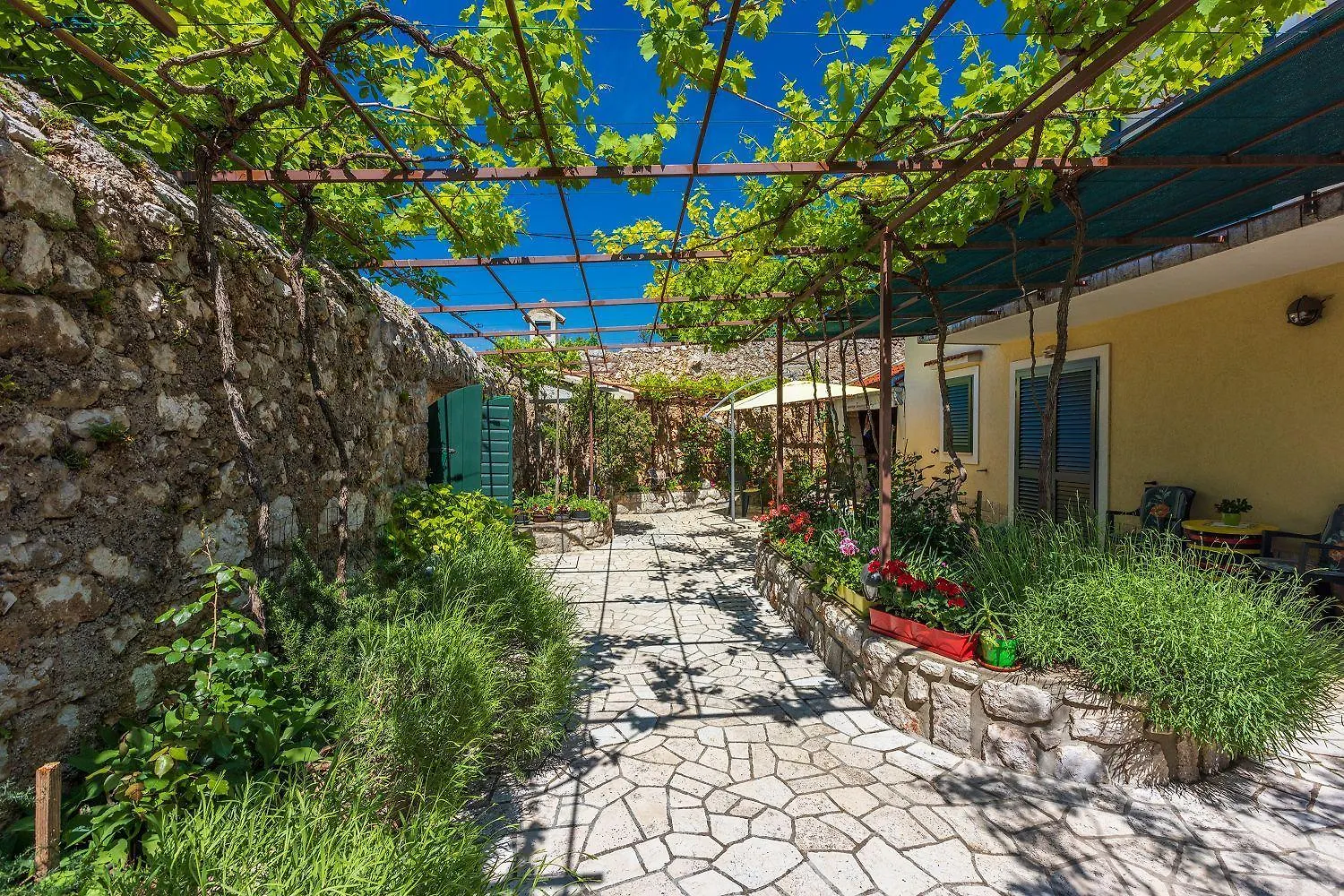 Mediterranes Ferienhaus Mit Meerblick, Aussendusche, Liegen, Grill, Waschmaschine - Haustiere Erlaubt Grizane-Belgrad Croatia
